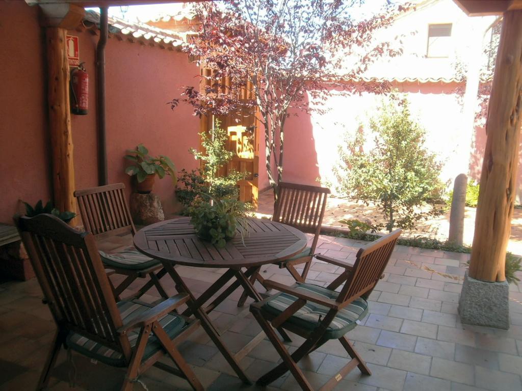 La Cochera de Don Paco Fresno de Cantespino Habitación foto